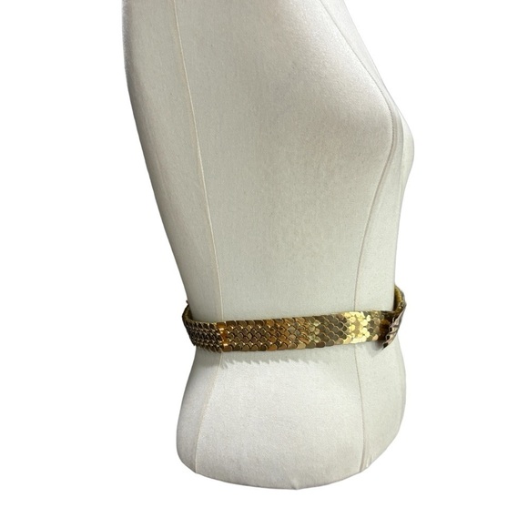 Vintage 70’s 80’s shiny gold link stretchy slinky belt - Picture 3 of 10